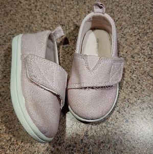 Joe Fresh Toddler Sz 4 pink sparkles adjustable strap sneakers